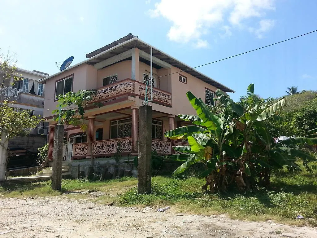 San Andrés Posada Nativa Taylor Peterson